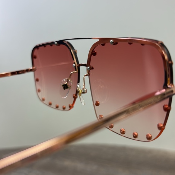 Louis Vuitton Pink THE PARTY 2018 Square Aviator Sunglasses - Picture 6 of 14